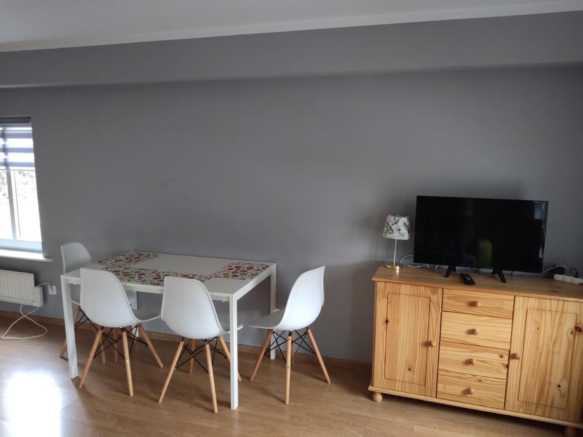 Apartamenty Dominik เยียเล ภายนอก รูปภาพ